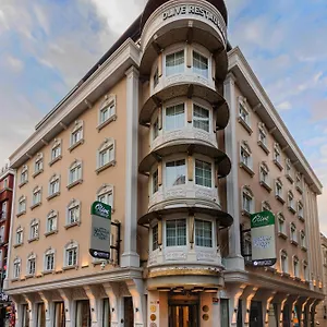 Yasmak Sultan Istambul